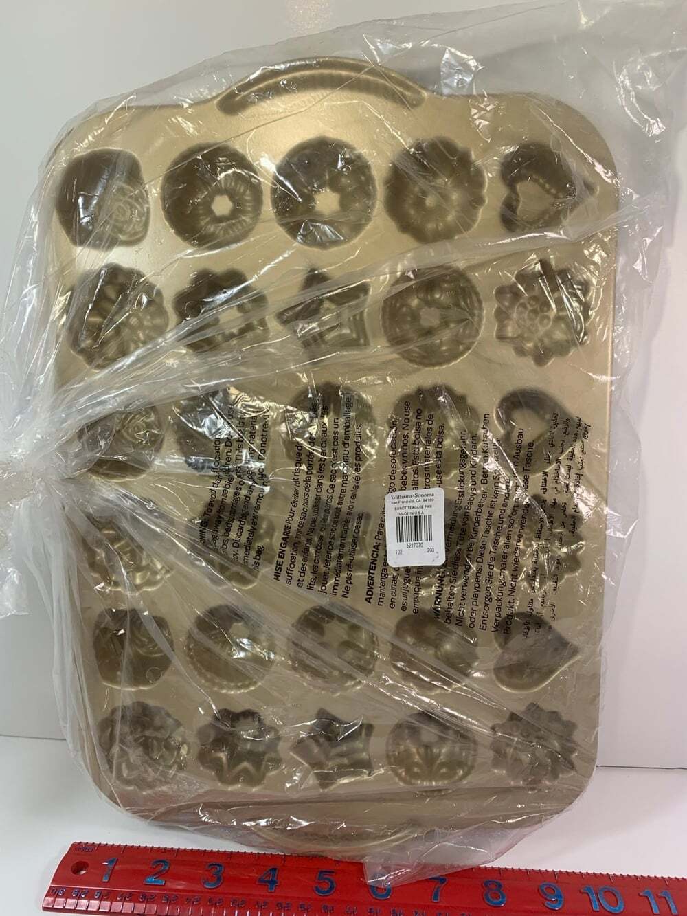 Nordic Ware Bundt Tea Cake and Candies Pan Cast Aluminum Baking Mold 30 Cakes